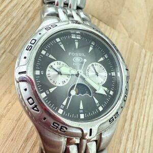 Fossil blue men’s gray and stainless steel moon phase sport watch NEW BATTERY